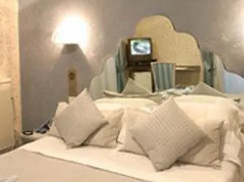 Ξενοδοχείο Miramare 4*