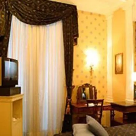 Miramare Hotel 4*