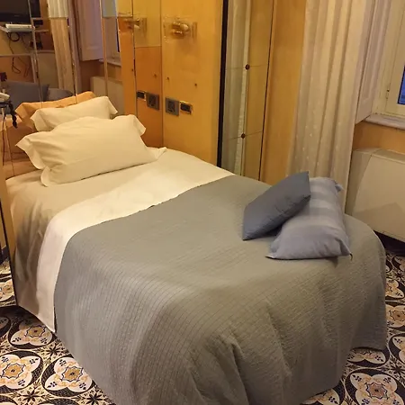 Miramare 4* Neapol
